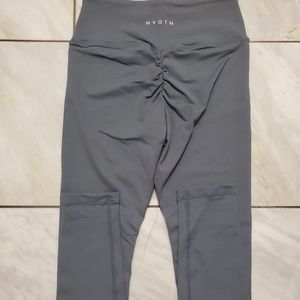 NVGTN Scrunch legging